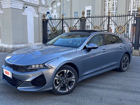 2020 Kia K5 III, серый, 2150000 рублей, вид 1