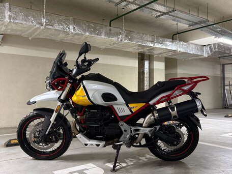 2020 Moto Guzzi V85 TT, белый, 795000 рублей, вид 1