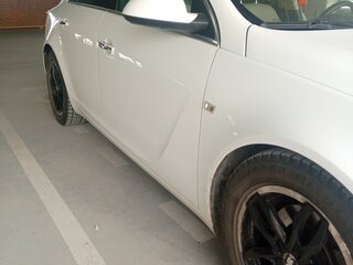 2013 Opel Insignia I Рестайлинг, белый, 925000 рублей, вид 3
