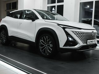 2024 Changan UNI-T I, белый, 3309900 рублей, вид 4