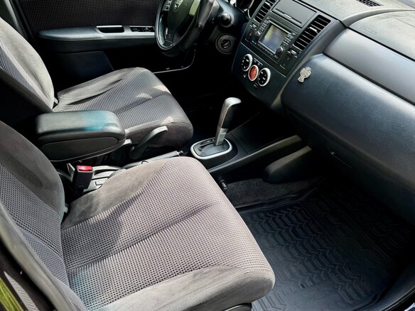 2011 Nissan Tiida I Рестайлинг, коричневый - вид 7