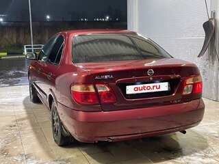 2005 Nissan Almera II (N16) Рестайлинг, красный, 240000 рублей, вид 3