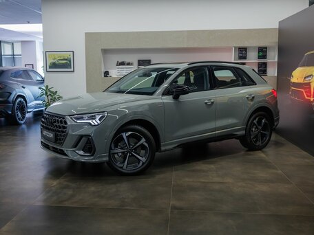 Audi Q3 II (F3)