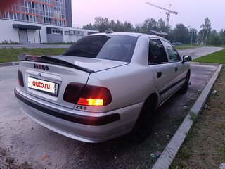 2003 Mitsubishi Carisma I Рестайлинг, серебристый, 400000 рублей, вид 4