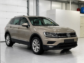 2020 Volkswagen Tiguan II, бежевый, 3300000 рублей, вид 1