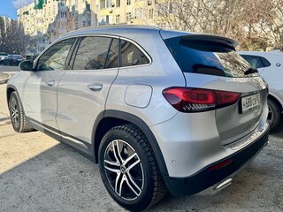 2021 Mercedes-Benz GLA 250 II (H247), серебристый, 5880000 рублей, вид 4