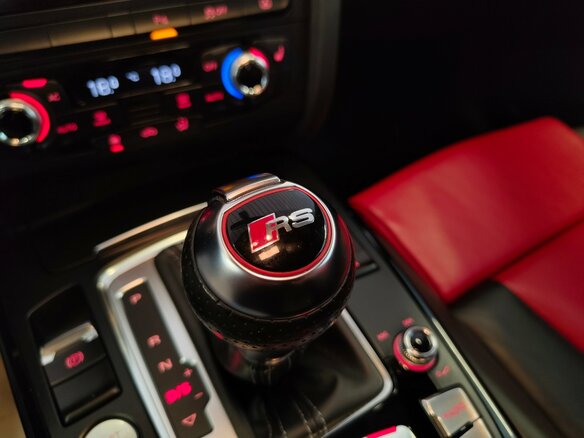 2012 Audi RS 5 I (8T) Рестайлинг, красный, 3100000 рублей - вид 15