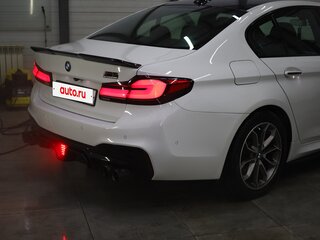 2018 BMW 5 серии 520d xDrive VII (G30/G31/G38), белый, 3650000 рублей, вид 5