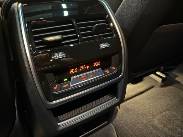 2024 BMW X6 30d III (G06) Рестайлинг, белый, 11700000 рублей - вид 23