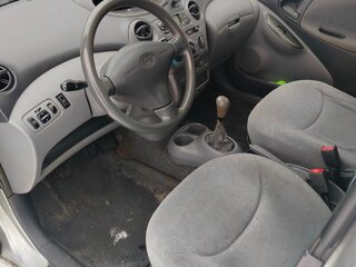 2000 Toyota Yaris I, белый, 199000 рублей, вид 4