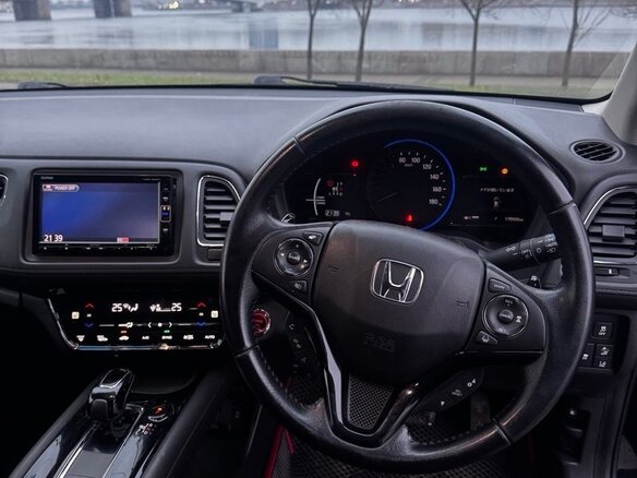 2018 Honda Vezel I, чёрный, 1400000 рублей - вид 16