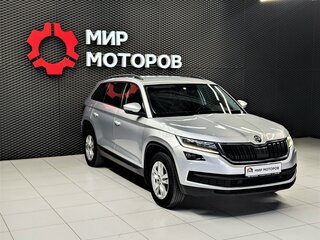 2017 Skoda Kodiaq I, серебристый, 1830000 рублей, вид 4