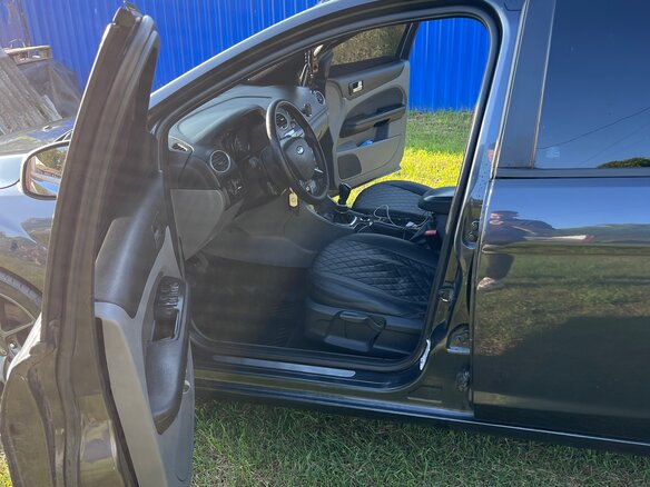 2008 Ford Focus II Рестайлинг, серый, 500000 рублей - вид 15