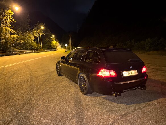 2008 BMW 5 серии 525d V (E60/E61) Рестайлинг, синий, 2700000 рублей - вид 9