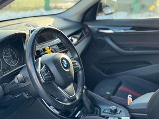2017 BMW X1 20i xDrive II (F48), белый, 2400000 рублей, вид 2