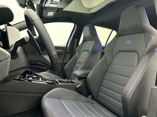 2026 Volkswagen Golf R VIII Рестайлинг, синий, 7289000 рублей, вид 5
