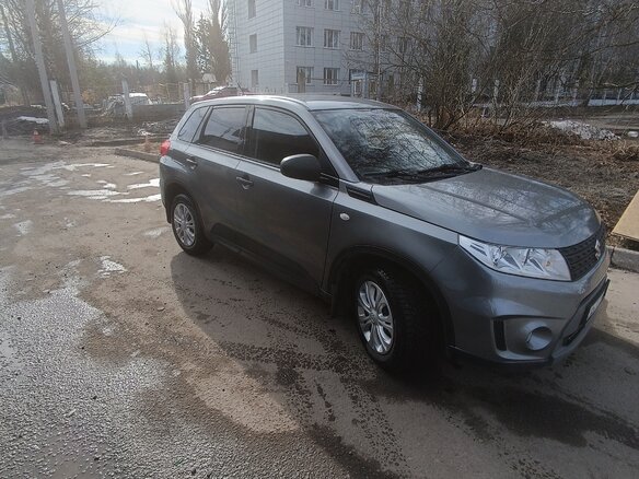 2015 Suzuki Vitara II, серый