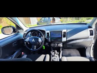 2011 Mitsubishi Outlander II Рестайлинг, белый, 1350000 рублей, вид 1