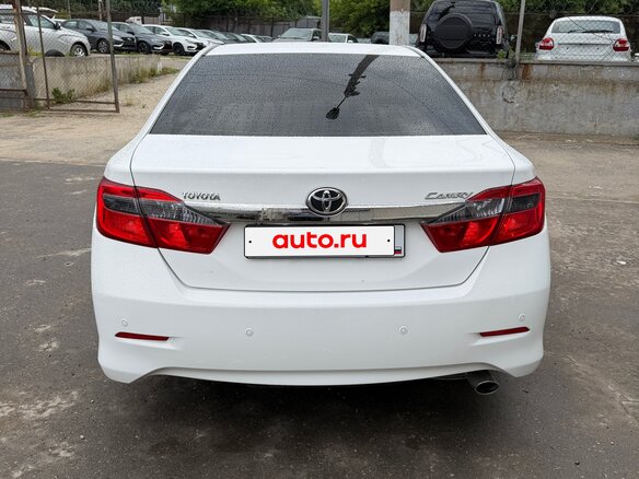 2013 Toyota Camry VII (XV50), белый, 1400000 рублей - вид 5