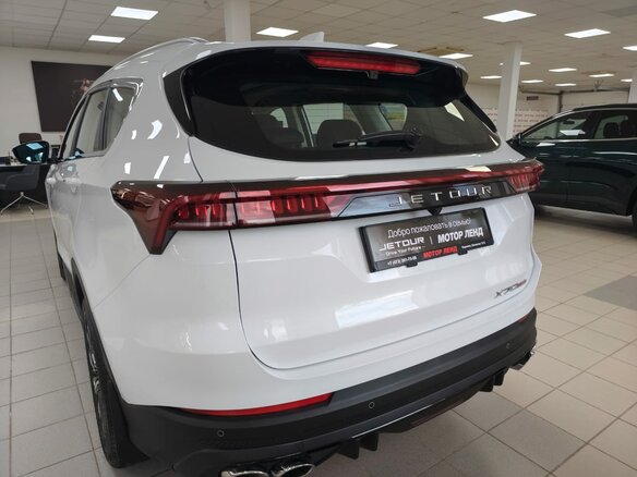 2026 Jetour X70+ I Рестайлинг, белый, 3399000 рублей - вид 7