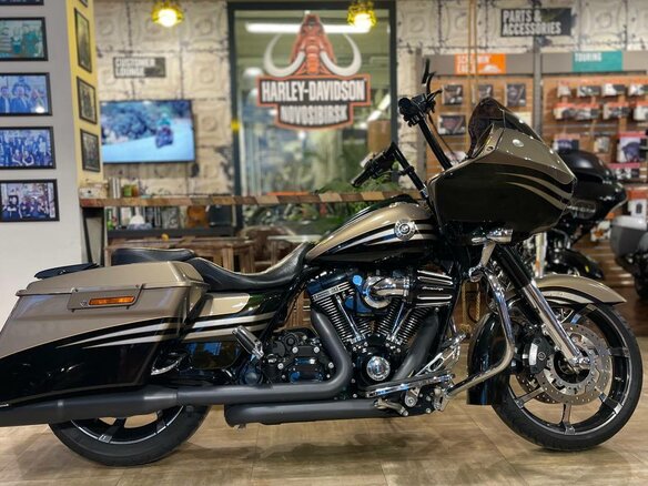 2013 Harley-Davidson CVO Road Glide, чёрный, 1500000 рублей