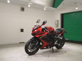 2023 Honda CBR 650R, красный, 876000 рублей, вид 4