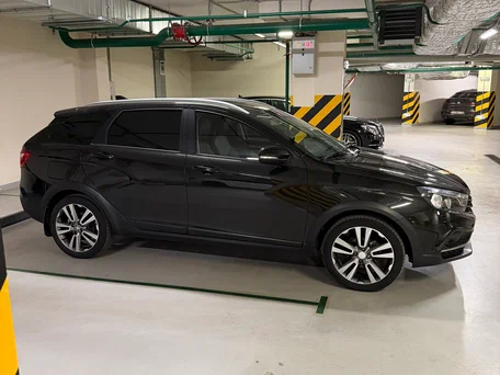 2018 Lada (ВАЗ) Vesta SW Cross I, чёрный, 1050000 рублей, вид 2