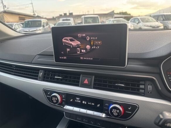 2018 Audi A4 V (B9), белый - вид 17