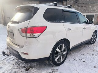 2015 Nissan Pathfinder IV, белый, 1930000 рублей, вид 4