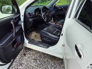 2013 Toyota Highlander II (XU40) Рестайлинг, белый, 2000000 рублей, вид 5