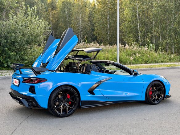 2021 Chevrolet Corvette Stingray C8, голубой, 13900000 рублей - вид 21