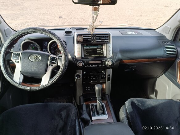 2010 Toyota Land Cruiser Prado 150 Series, золотистый, 2740000 рублей - вид 14