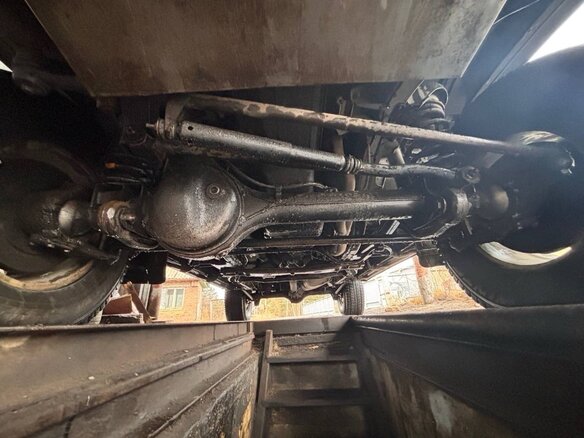 1992 Nissan Safari IV (Y60), серый, 1250000 рублей - вид 17