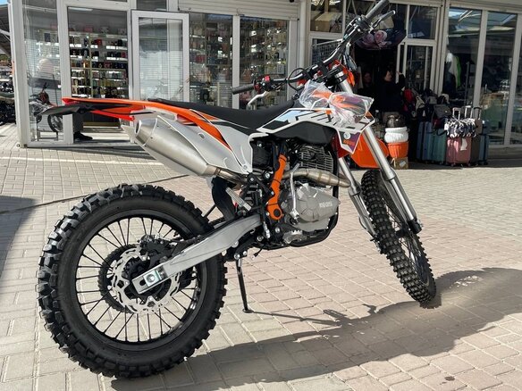 2025 Kews K10 CB300F, оранжевый, 177000 рублей