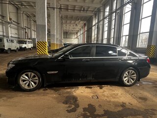 2014 BMW 7 серии 740i V (F01/F02/F04) Рестайлинг, чёрный, 1800000 рублей, вид 3