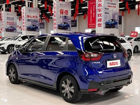 2023 Honda Fit IV Рестайлинг, синий, 1100000 рублей - вид 5