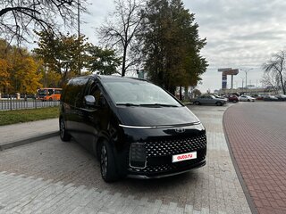 2021 Hyundai Staria I, чёрный, 4690000 рублей, вид 2