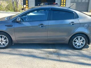 2012 Kia Rio 5-speed III, серый, 650000 рублей, вид 1