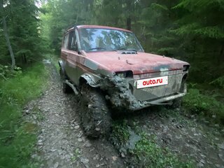 1997 Lada (ВАЗ) 2121 (4x4) I Рестайлинг, красный, 400008 рублей, вид 2