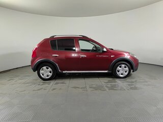 2012 Renault Sandero Stepway I, красный, 435000 рублей, вид 4
