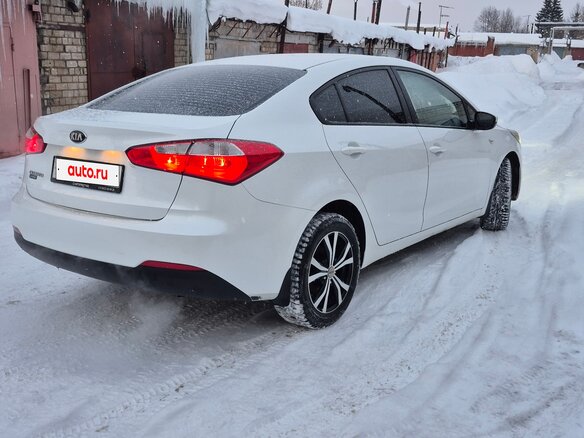2013 Kia Cerato III, белый, 820000 рублей - вид 12