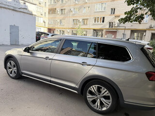 2018 Volkswagen Passat Alltrack B8, серебристый, 2250000 рублей, вид 3