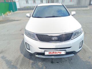 2014 Kia Sorento II Рестайлинг, белый, 2150000 рублей, вид 1