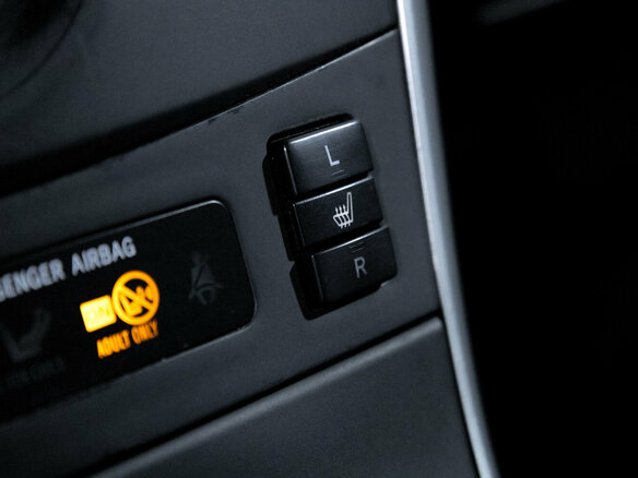 2013 Toyota Corolla X (E140, E150) Рестайлинг, белый - вид 20