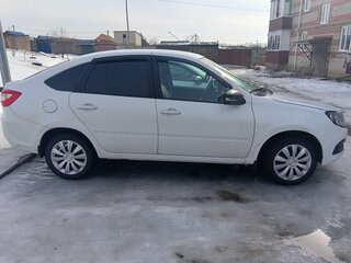 2023 Lada (ВАЗ) Granta I Рестайлинг, белый, 920000 рублей, вид 2