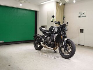2022 Triumph Trident 660, чёрный, 797000 рублей, вид 3