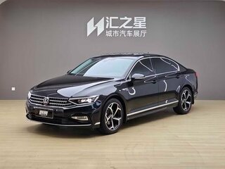 2023 Volkswagen Magotan B8 Рестайлинг, чёрный, 1800000 рублей, вид 1