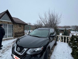 2017 Nissan Rogue II Рестайлинг, чёрный, 1550000 рублей, вид 2