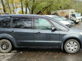 2006 Ford Galaxy II, серый, 550000 рублей, вид 2