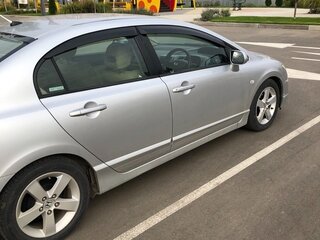 2006 Honda Civic Hybrid VIII, серебристый, 490000 рублей, вид 4